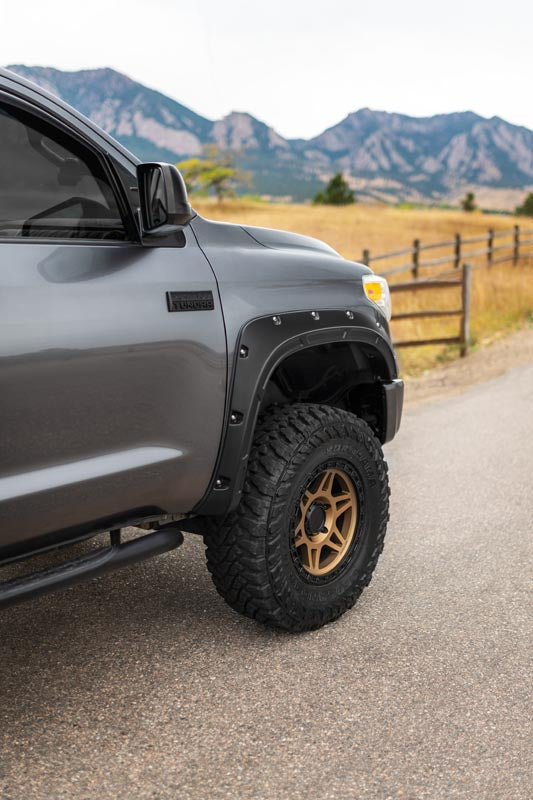 Fender Flares | Defender | 089 Wind Chill Pearl | Toyota Tundra (14-21)