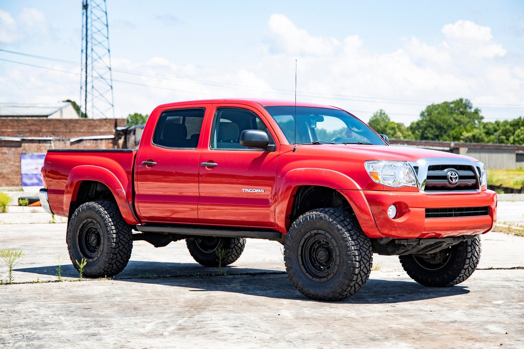 3.5 Inch Lift Kit | Red UCA | M1 Struts | Toyota Tacoma 2WD/4WD (2005-2023)