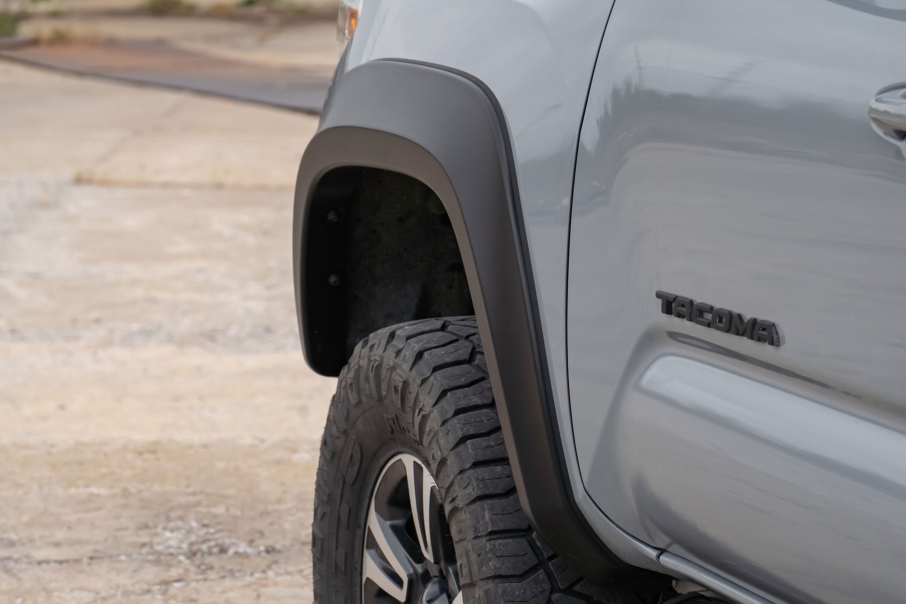 Fender Flares | Sport | O40 Super White | Toyota Tacoma 2WD/4WD (2016-2023)